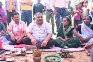 पर्यटन एवं संस्कृति मंत्री राजेश अग्रवाल ने  7 करोड़ की लागत से बनने वाले 120 मीटर लंबे पुल  का किया भूमि पूजन