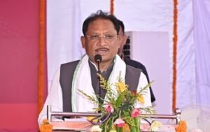 ’दूरस्थ क्षेत्रों में विकास कार्यों की घोषणाएंए मेधावी विद्यार्थियों को दिए टैबलेट’