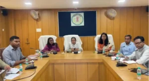 बेमेतरा में राज्योत्सव और धान खरीदी की तैयारियों की समीक्षा, लंबित प्रकरणों पर कलेक्टर सख्त